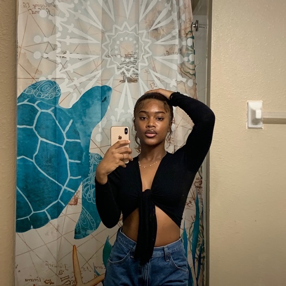 Forever 21 Other - I’m selling the shirt.